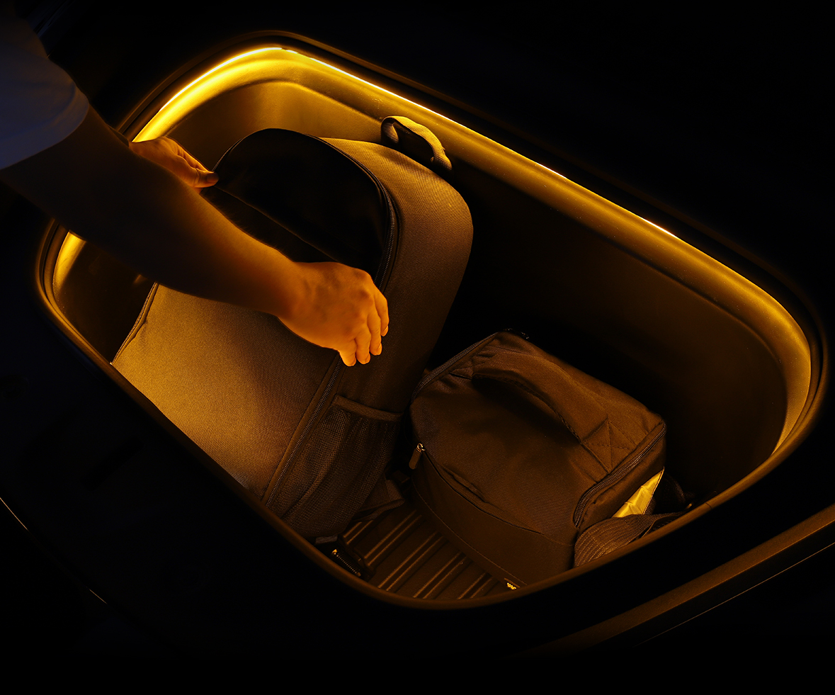 Frunk Light - Model Y/3