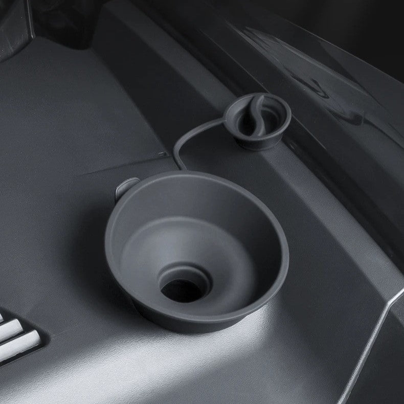 Windshield Fluid Filling Funnel - Model Y/3